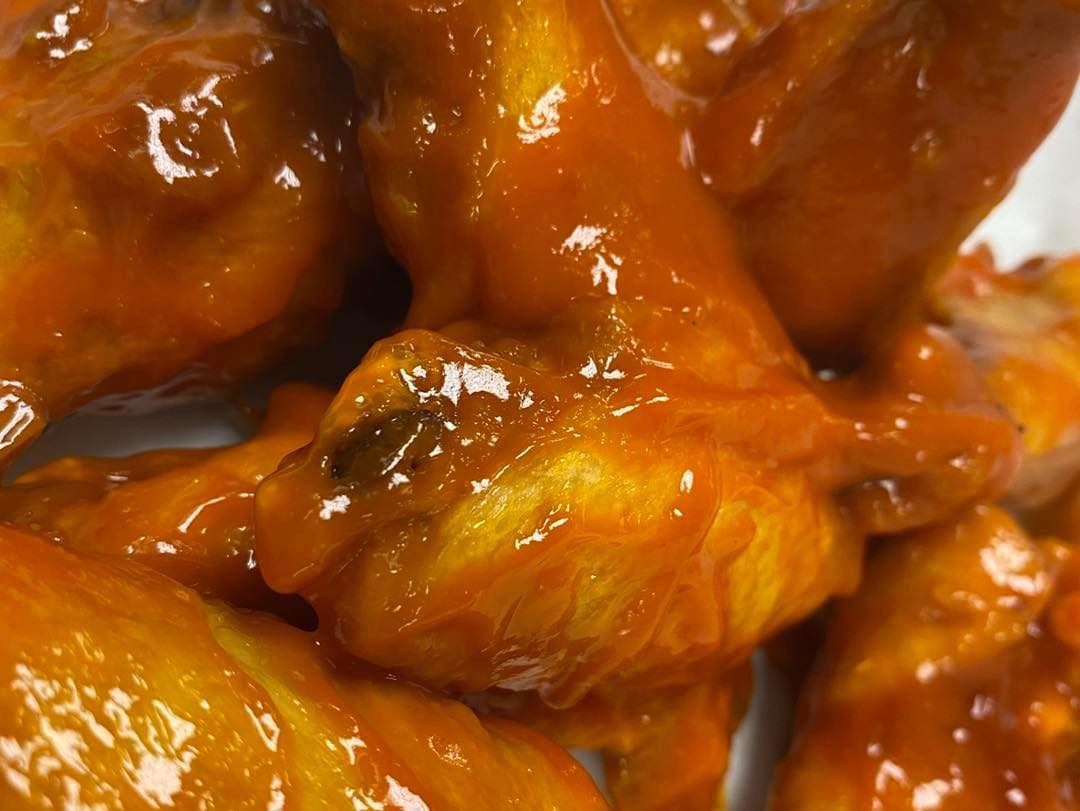 Crispy buffalo wings